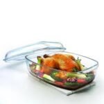 Oval Pyrex heat-resistant casserole with lid - Image 3