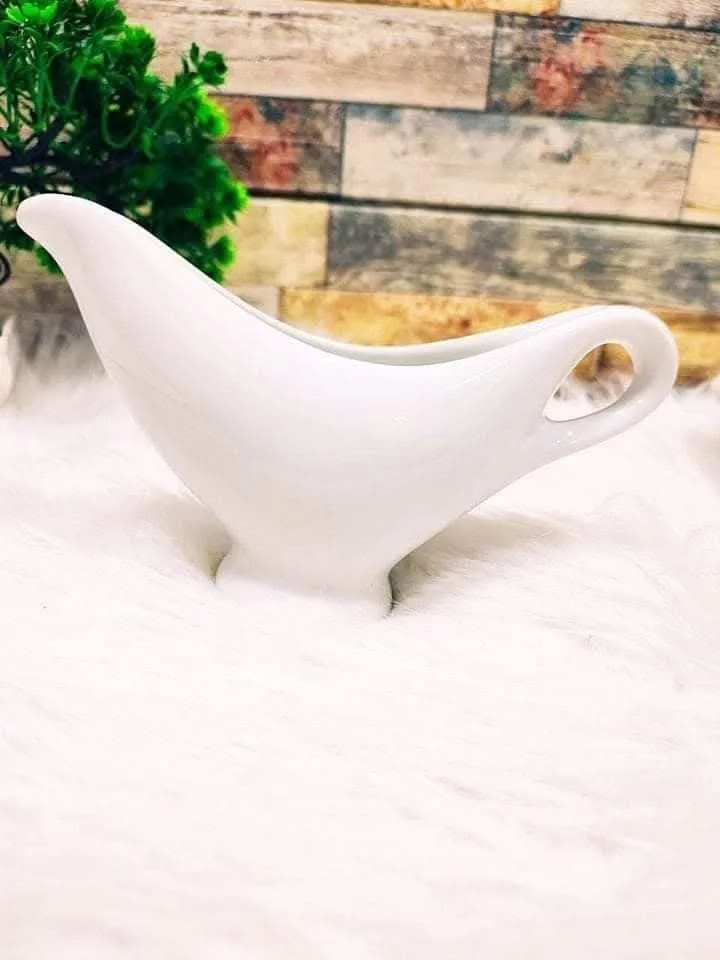 Elegant white porcelain saucier - Image 3
