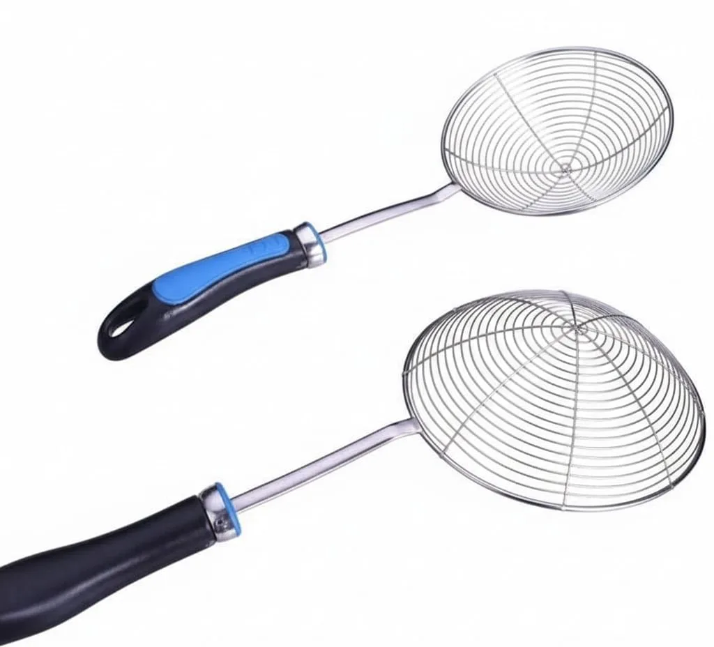 ⁦مقصوصة شبكية احترافية من الستانلس ستيل للقلي والتصفية⁩ - الصورة ⁦1⁩