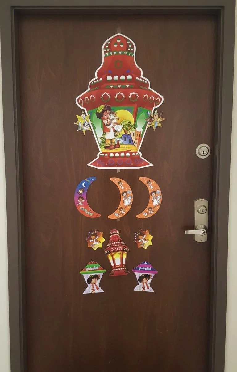 Large Ramadan lantern hanging - Image 2