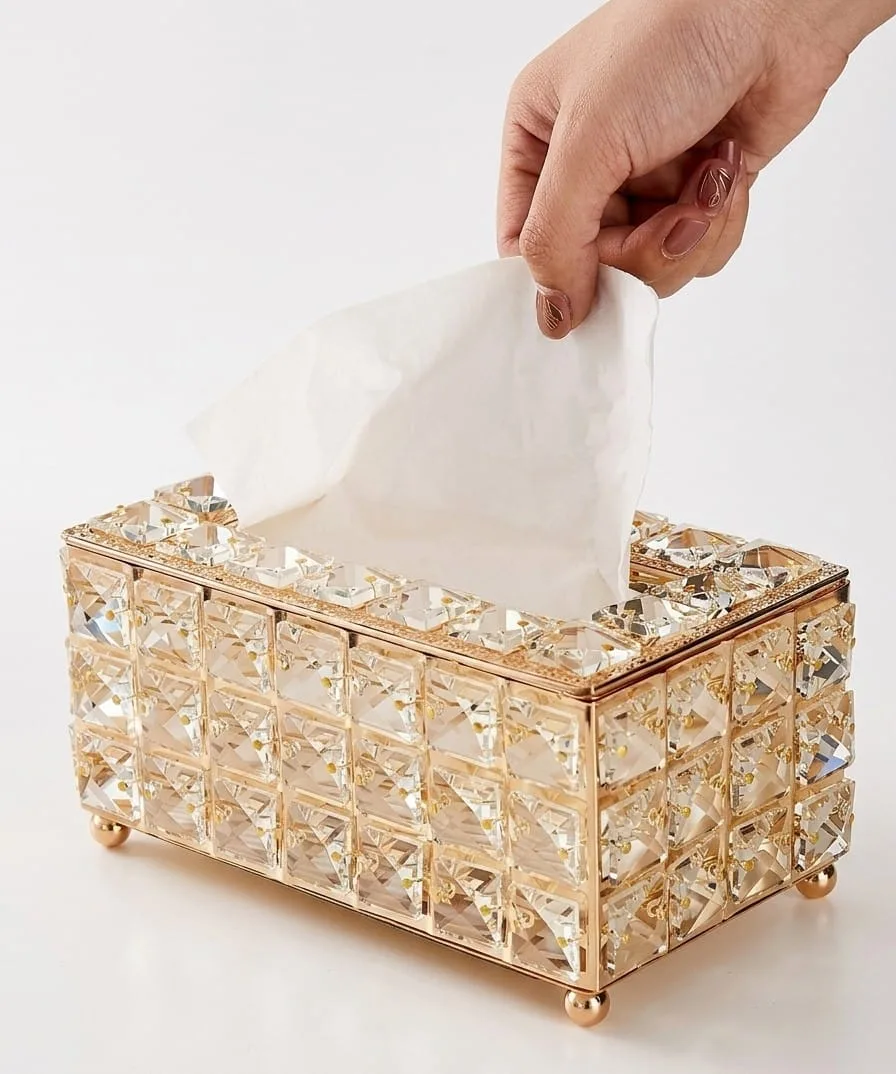 WhatsApp Image 2026-02-28 at 11.47.00 AM علبة مناديل كريستال ذهبي - الصورة 1