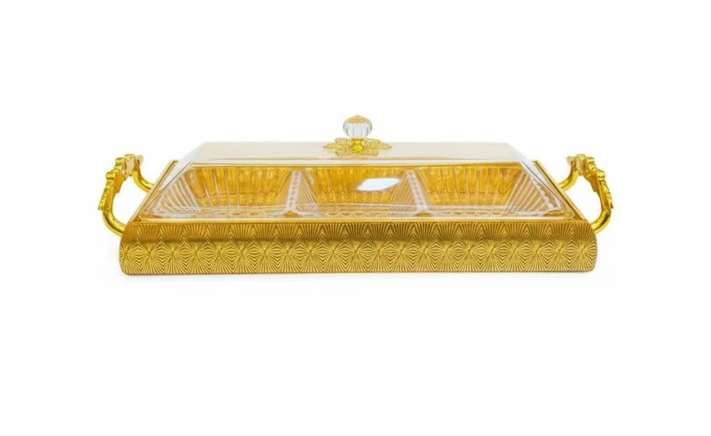 ⁦طقم تسالي ذهبي بغطاء 3 طبق⁩ - الصورة ⁦1⁩