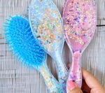 Luxury Liquid Glitter Hairbrush - Image 4