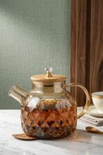 Pyrex Teapot Set + 6 Cups + Wooden Stand - Image 4